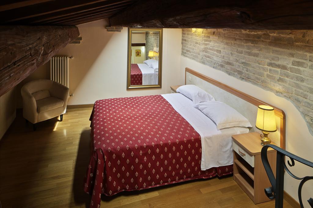 Residence Cavour 63 Ravenne Chambre photo