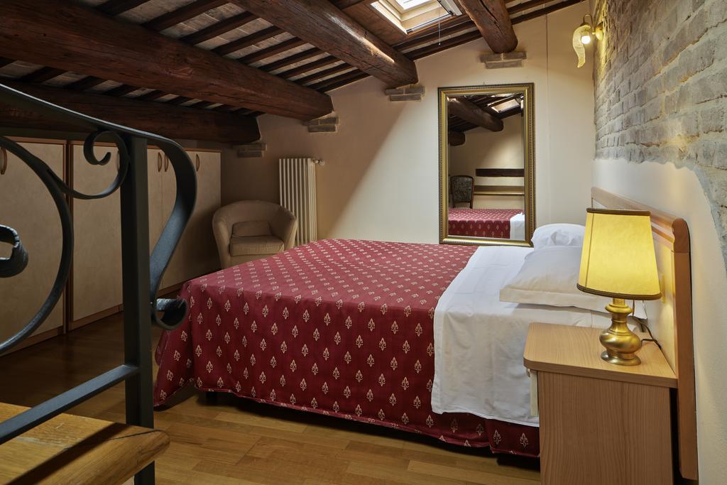 Residence Cavour 63 Ravenne Chambre photo